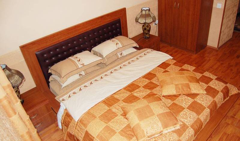 Red Lion Hotel - Search for free rooms and guaranteed low rates in Baku 3 photos