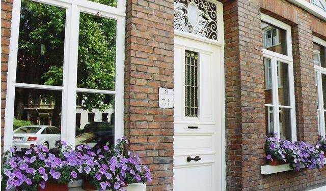 Annas Bed and Breakfast - Get low hotel rates and check availability in Brugge 9 photos