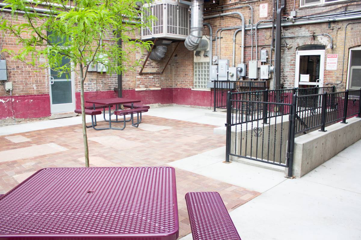 11th Avenue Hostel, Denver, Colorado, more hotel choices for great vacations in Denver