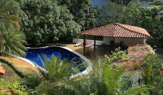Airport Hotel Costa Rica - Поиск свободных номеров для бронирования гостиниц и общежитий в Alajuela, Лучшие места для посещения 10 фотографии