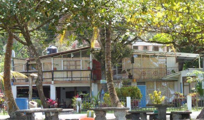 Mar y Sol Hostel - Search for free rooms and guaranteed low rates in Puerto Viejo 2 photos