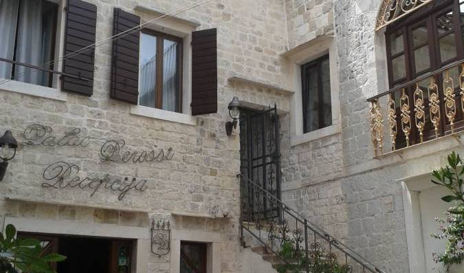 Palace Derossi - Search for free rooms and guaranteed low rates in City of Trogir 21 photos