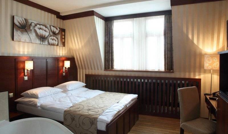Hotel Alfred - Get low hotel rates and check availability in Karlovy Vary 9 photos