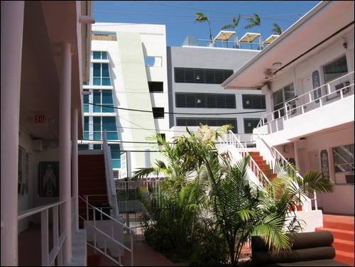 Santa Barbara Hostel, Miami Beach, Florida, Florida hotels and hostels