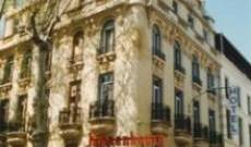 Hotel Regina - Search available rooms for hotel and hostel reservations in Avignon 6 photos