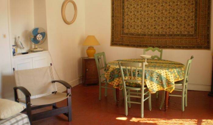 Lucrece - Search for free rooms and guaranteed low rates in Nice 4 photos