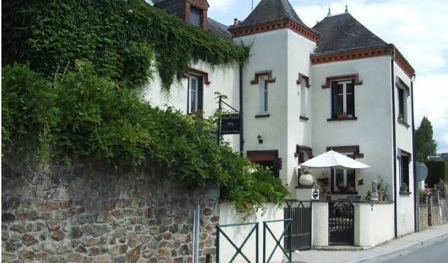 Sunset House - Search available rooms for hotel and hostel reservations in Limousin 18 photos