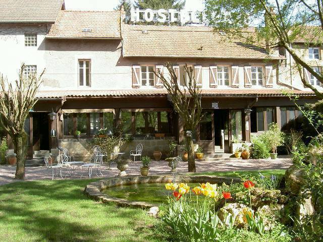 Hostellerie Du Vieux Moulin, Autun, France, France khách sạn và ký túc xá