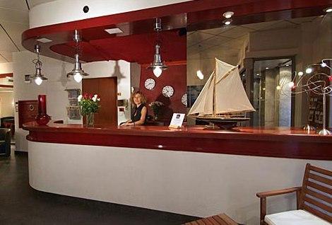 Yachting Hotel, Marseille, France, hotels near hiking and camping in Marseille