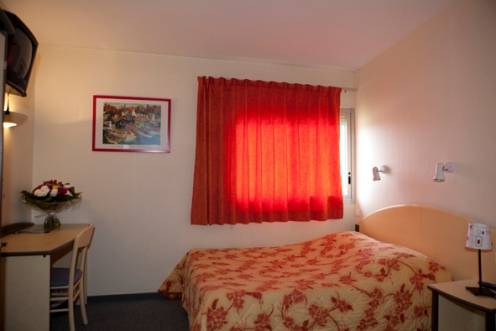 Hotel Regain, Sainte-Tulle, France, France الفنادق و النزل