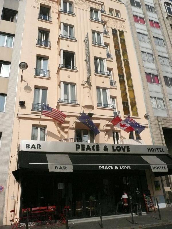 Peace and Love Hostel, Paris 10 Entrepot, France, France hoteller og vandrehjem