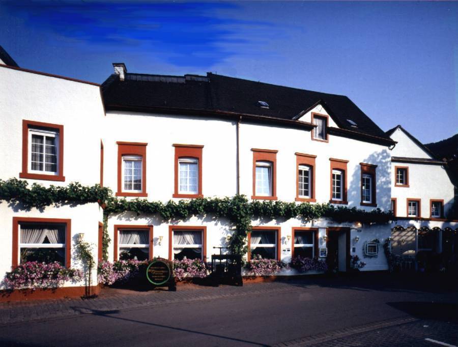 Weinhaus Hotel Zum Josefshof, Graach, Germany, Germany hotels and hostels