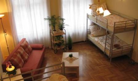 Emerald Hostel Budapest - Search available rooms for hotel and hostel reservations in Budapest 7 photos