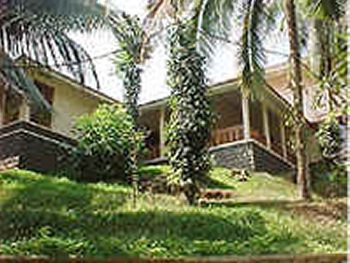 Ann's Home Stay, Kumarakom, India, hotels near transportation hubs, railway, and bus stations in Kumarakom