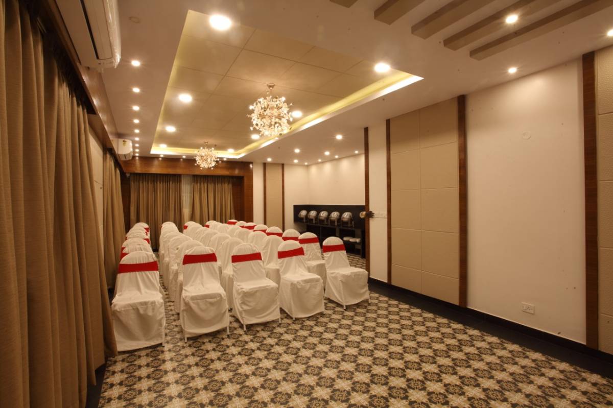 Crimson Lotus Bangalore, Bengaluru, India, hotel and hostel world best places to stay in Bengaluru
