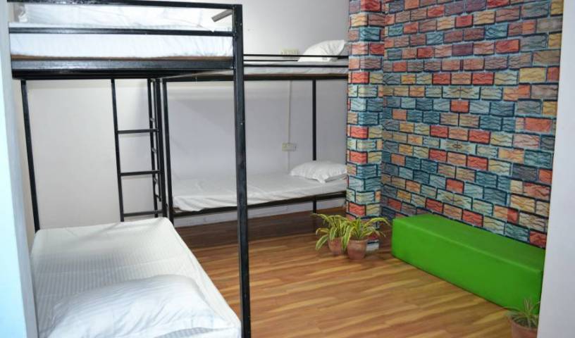 Backpacker's Nest - Get low hotel rates and check availability in Amritsar, best regional hotels and hostels 15 photos