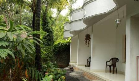 Bougainvilla Homestay - Get low hotel rates and check availability in Thekkady 15 photos