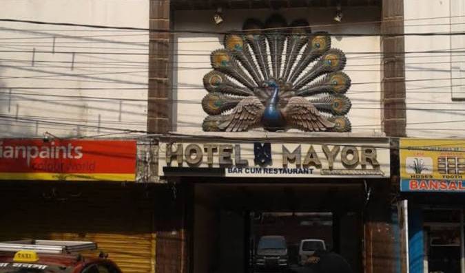 Hotel Mayor - Search available rooms for hotel and hostel reservations in Shiliguri 2 photos