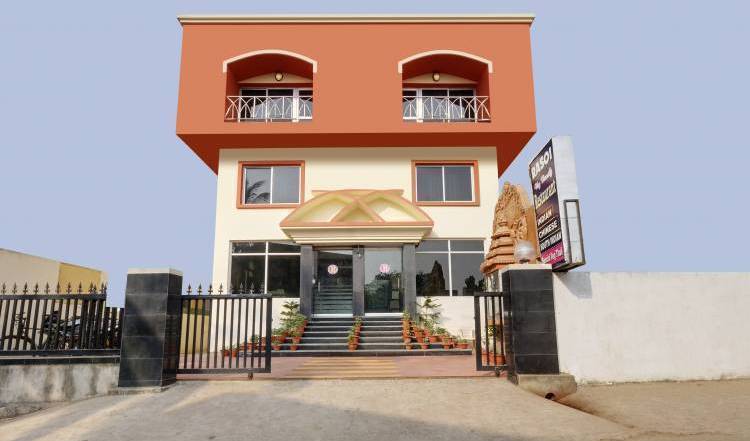 Hotel Pushpa (Berries Group Of Hotels) - Search available rooms for hotel and hostel reservations in Puri, Kon?rka (Konark), India hotels and hostels 9 photos