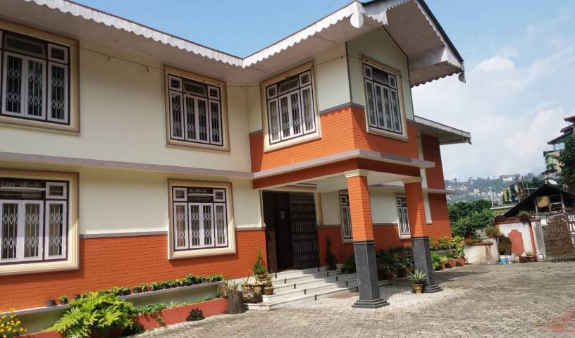 Maha Laxmi Niwas Farmhouse Homestay - Search for free rooms and guaranteed low rates in Gangtok 4 photos
