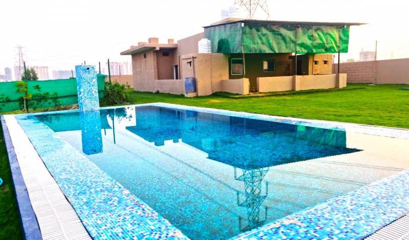 Pool and Lawn Party Venue - Busque habitaciones gratis y tarifas bajas garantizadas en Noida, Uttar Pradesh 11 fotos