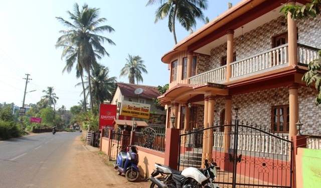 Sun Guest House and Apartment, international backpacking and backpackers hostels in Calangute, India 32 photos