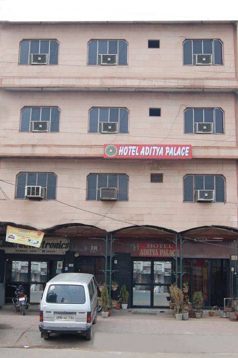 Hotel Aditya Palace, Agra, India, India hotels and hostels