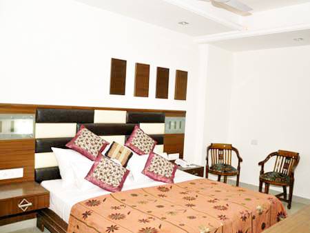 Hotel Sarthak Palace, New Delhi, India, how to book a hotel without booking fees in New Delhi