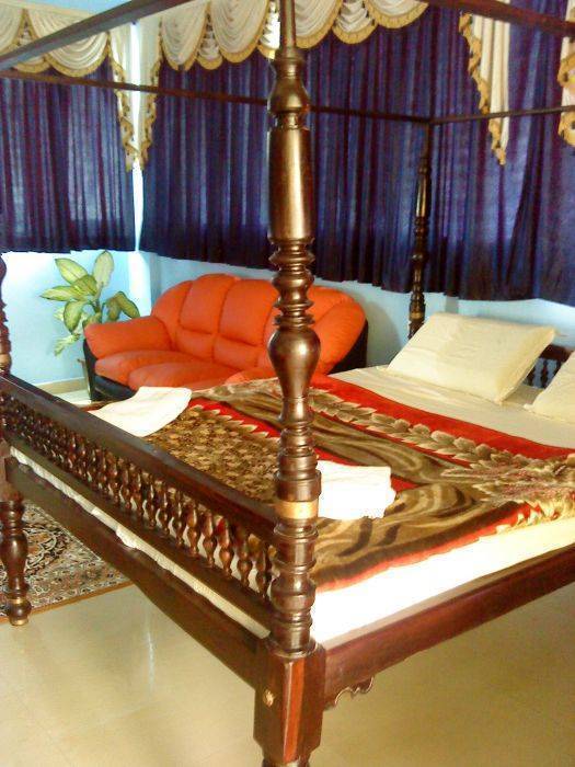 Soorya Beach Resort, Pondicherry, India, find amazing deals and authentic guest reviews in Pondicherry
