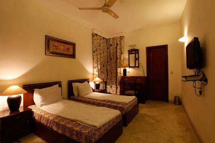 VYLodging - Visualise Your Lodging, New Delhi, India, backpacking and cheap lodging in New Delhi
