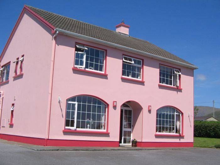 Brownes Bed and Breakfast, An Daingean, Ireland, Ireland hotels and hostels