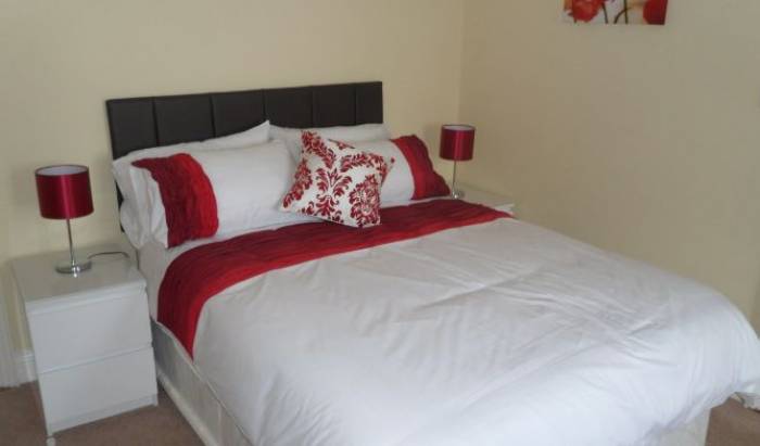 Cassidy's Bed and Breakfast - Search available rooms for hotel and hostel reservations in Drogheda 3 photos