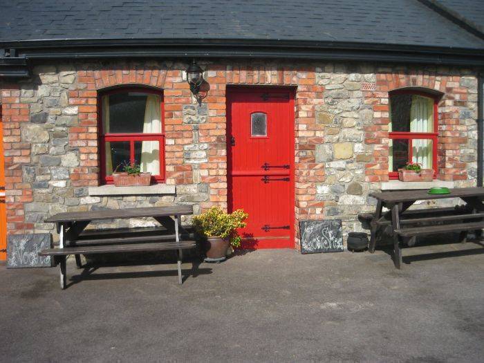 Slane Farm Hostel, Meath, Ireland, vacation rentals, homes, experiences & places in Meath