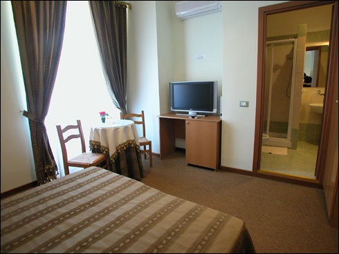 Accommodation Delia Bed and Breakfast, Rome, Italy, Hôtels avec les meilleurs lits pour dormir dans Rome