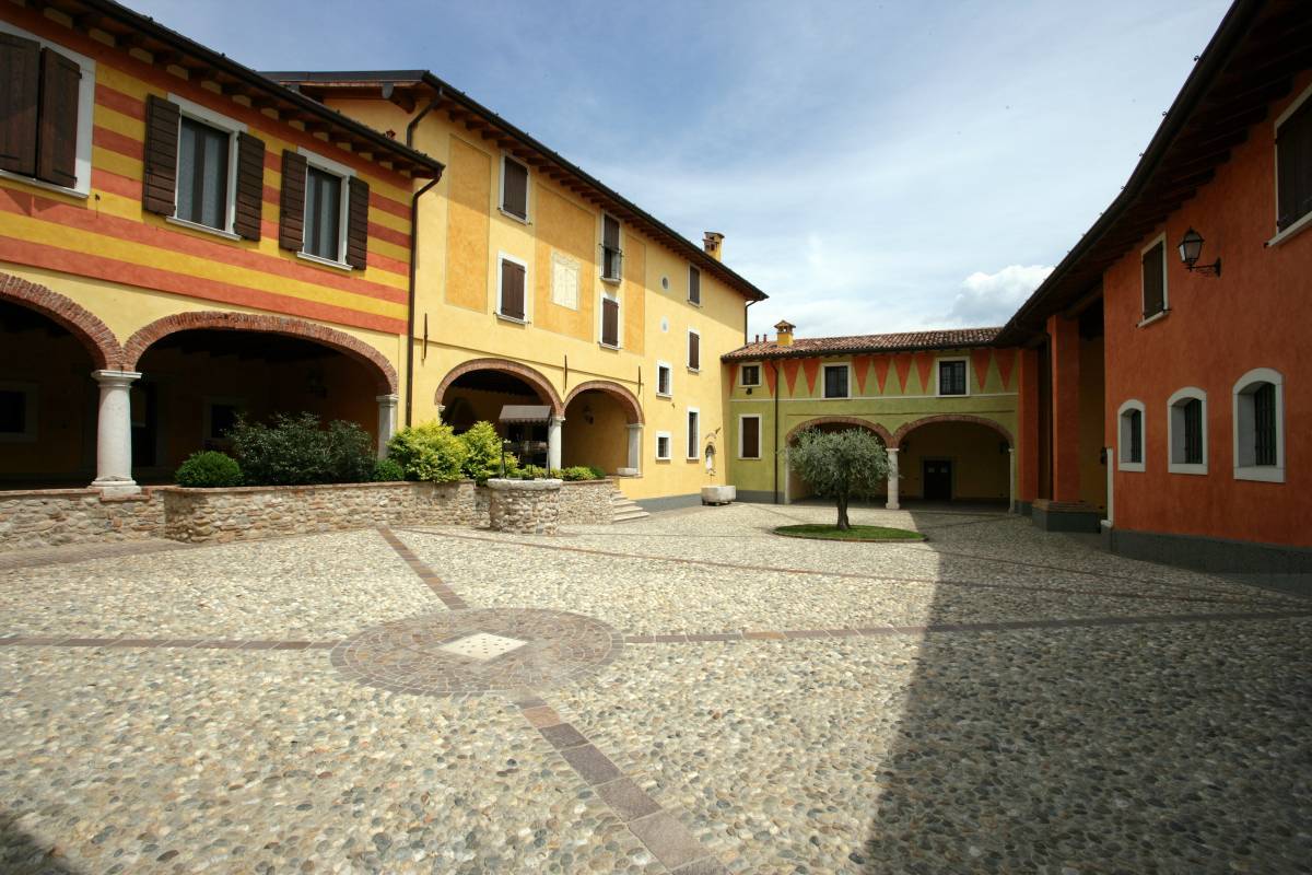 Agriturismo Macesina, Bedizzole, Italy, Italy hotels and hostels
