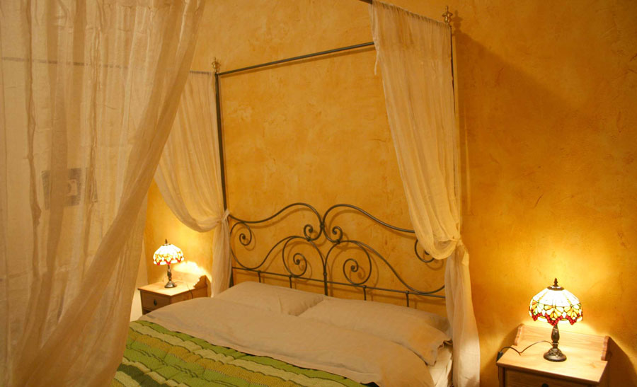 Villa I Due Padroni, Montecalvo Versiggia, Italy, Porovnat ceny, hotely, střediska, hostince a najít nabídky na rezervace v Montecalvo Versiggia