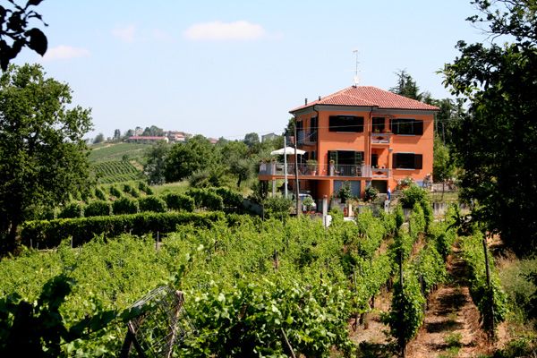 Villa I Due Padroni, Montecalvo Versiggia, Italy, Italy hotely a ubytovny