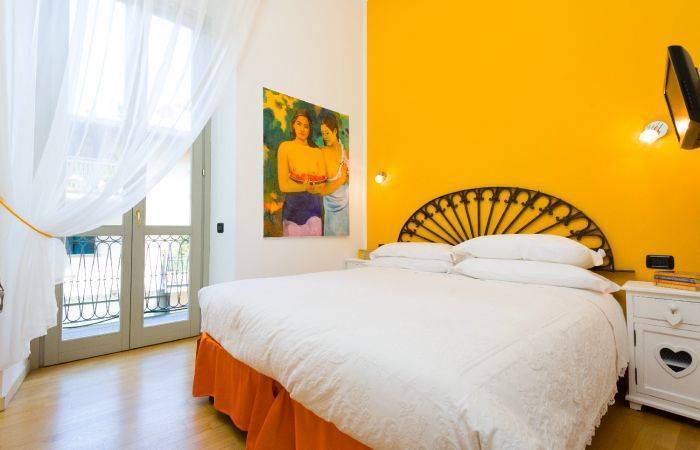 Bed and Breakfast Bergamo Sottosopra, Bergamo, Italy, UPDATED 2023 find me hotels and places to eat in Bergamo