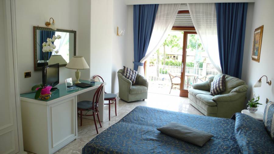 Bougainville, Anacapri, Italy, hotels with air conditioning in Anacapri