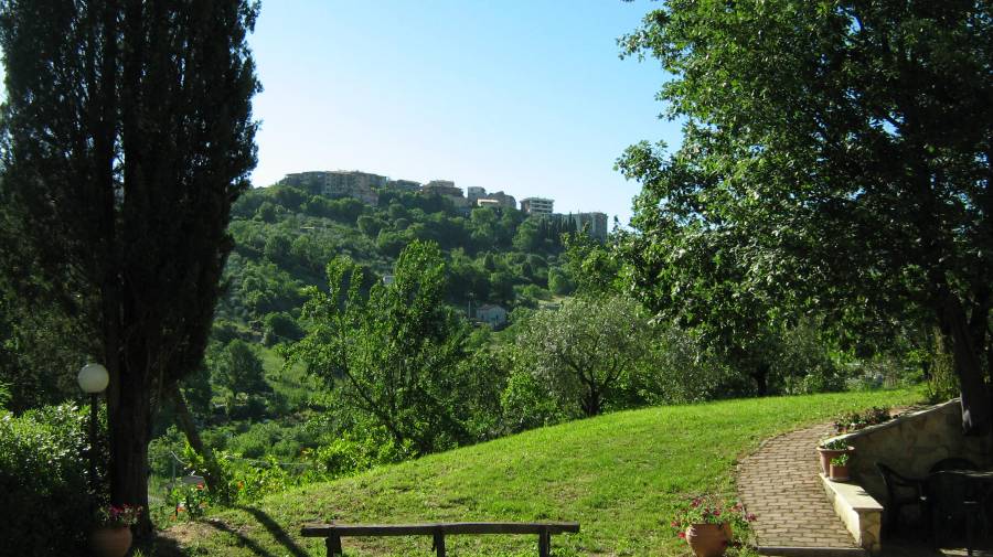 Country House Villa Pietro Romano, Castel Madama, Italy, preferred site for booking accommodation in Castel Madama