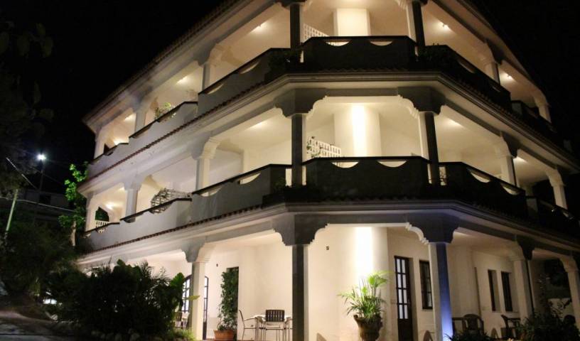 Arenas Hotel - ابحث عن الغرف المتاحة لحجوزات الفنادق والنزل Joppolo 12 الصور