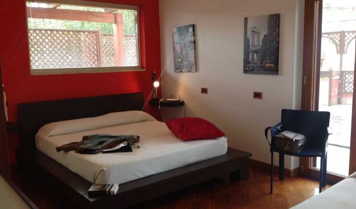 B and B Menzus - होटल और हॉस्टल आरक्षण के लिए उपलब्ध कमरे खोजें Cagliari 4 तस्वीरें