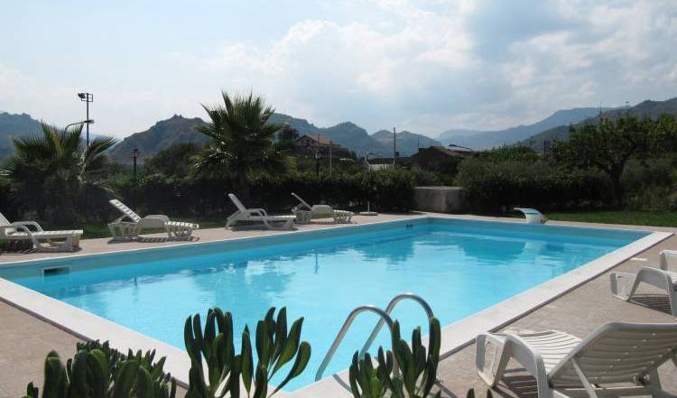 BBghiritina - Get low hotel rates and check availability in Francavilla di Sicilia, IT 2 photos