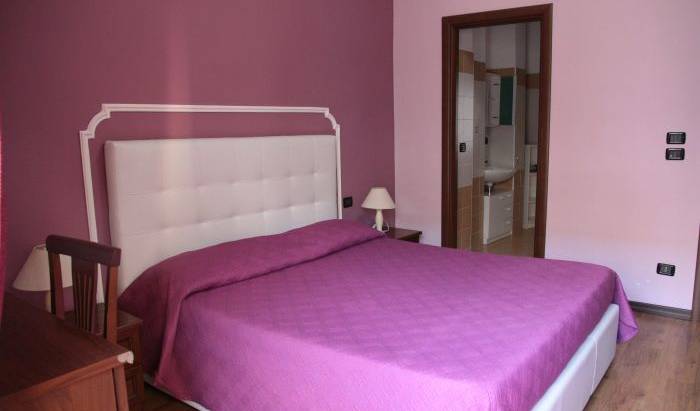 Bed and Breakfast Piazza Carmine - Nhận mức giá khách sạn thấp và kiểm tra Reggio di Calabria 10 ảnh