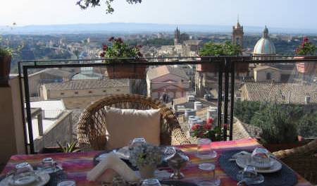 Bedandbreakfast Tre Metri Sopra Il Cielo - Get low hotel rates and check availability in Caltagirone 52 photos