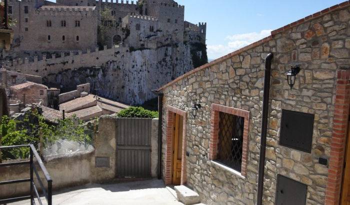 Casa Vcanze Caccamo - Search available rooms for hotel and hostel reservations in Caccamo 11 photos