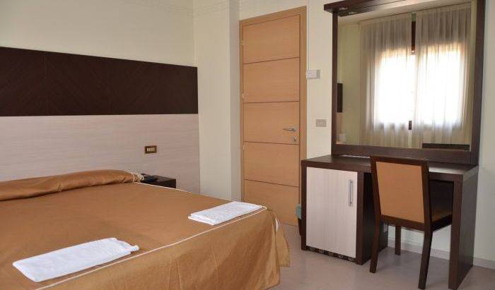 Hotel and Hostel Colombo For Backpackers - Nhận mức giá khách sạn thấp và kiểm tra Venice 14 ảnh
