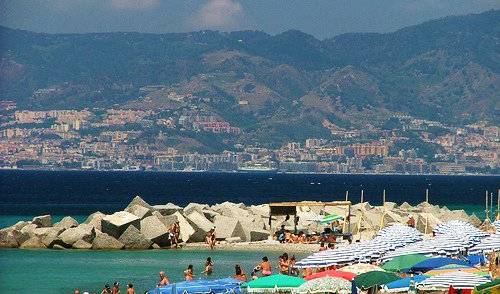 Il Corallo - Căutați camere disponibile pentru rezervări de hoteluri și pensiuni în Gallico Marina 8 fotografii