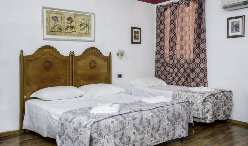 Picccolo Hotel - 搜索免费客房，并保证在低利率 Firenze 26 相片