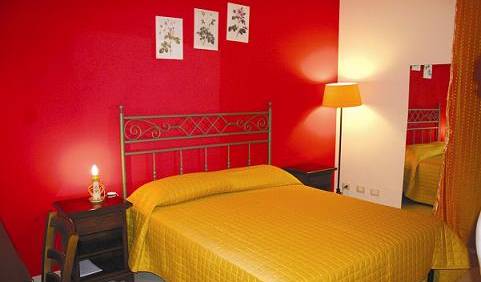 Pousada Noir - Get low hotel rates and check availability in Trapani, cheap hotels 7 photos